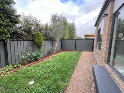 16 Evergreen Cres, Craigieburn