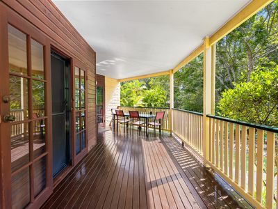 6 Peacock Court, Pomona