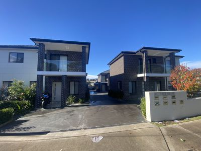 5 / 10 Faux Street, Wiley Park