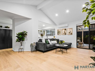 15 Mcgillivray Gardens, Winthrop