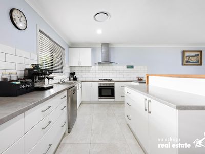 795 Beechwood Road, Beechwood