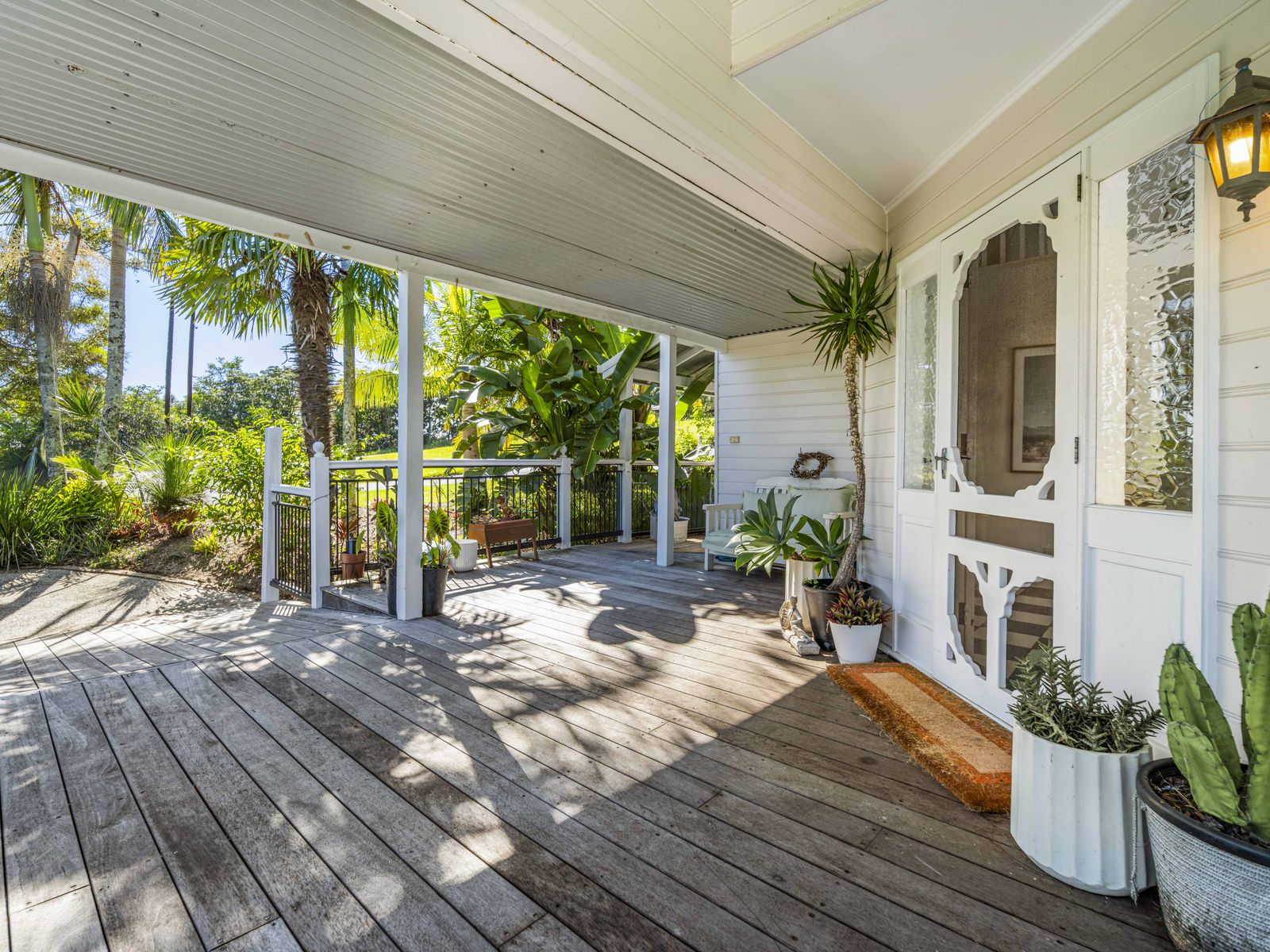 1 Tongarra Drive, Ocean Shores