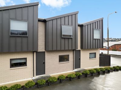 4 Dallas Lane, Caversham