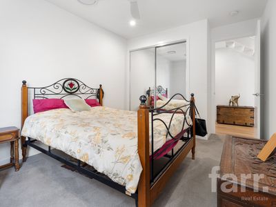 2 / 240 Bayview Street, Hollywell