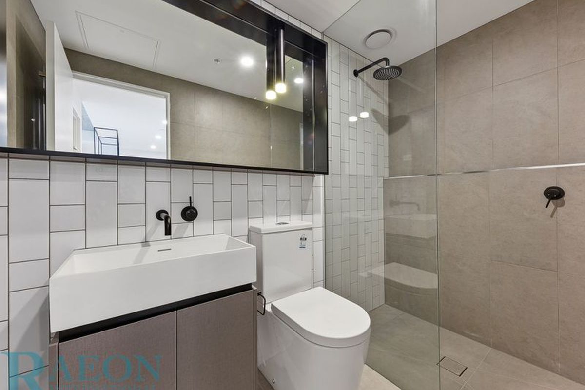 421/8 Lygon Street, Brunswick