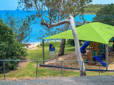 8 Gloucester Avenue, Hideaway Bay
