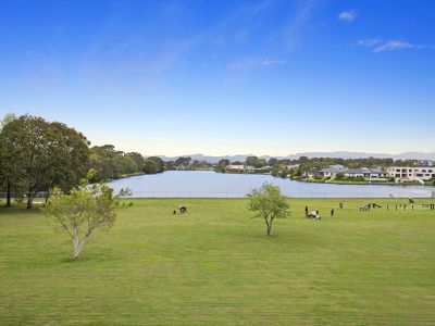 90 Bamboo Avenue, Benowa