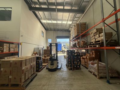 2 / 18 Network Drive, Truganina