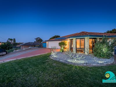 86 Lagoon Drive, Yanchep