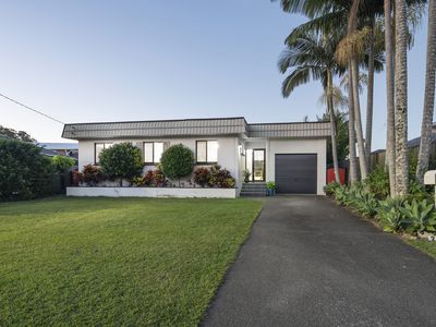 21 The Lakes Drive, Tweed Heads West