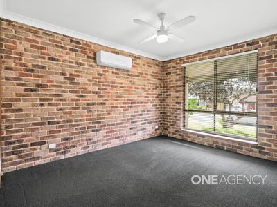 20 Glenair Avenue, West Nowra