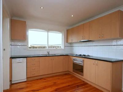 2 / 47 Boldrewood Parade, Reservoir