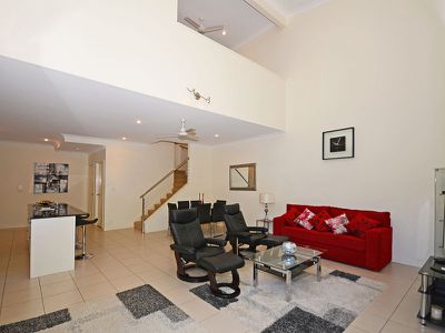 35 / 71 ELIZABETH STREET, Urangan