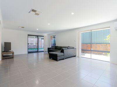 23 BLAXLAND TERRACE, Baldivis