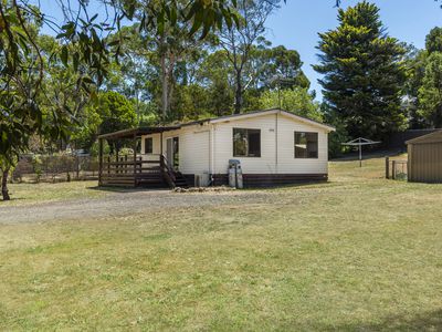 18 Keating Street, Macedon