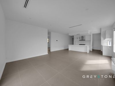 11 Platt Drive, Maddingley