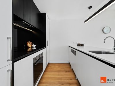 105 / 25 Challis Street, Dickson