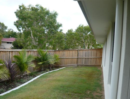 Delightful home in Noosaville image 6