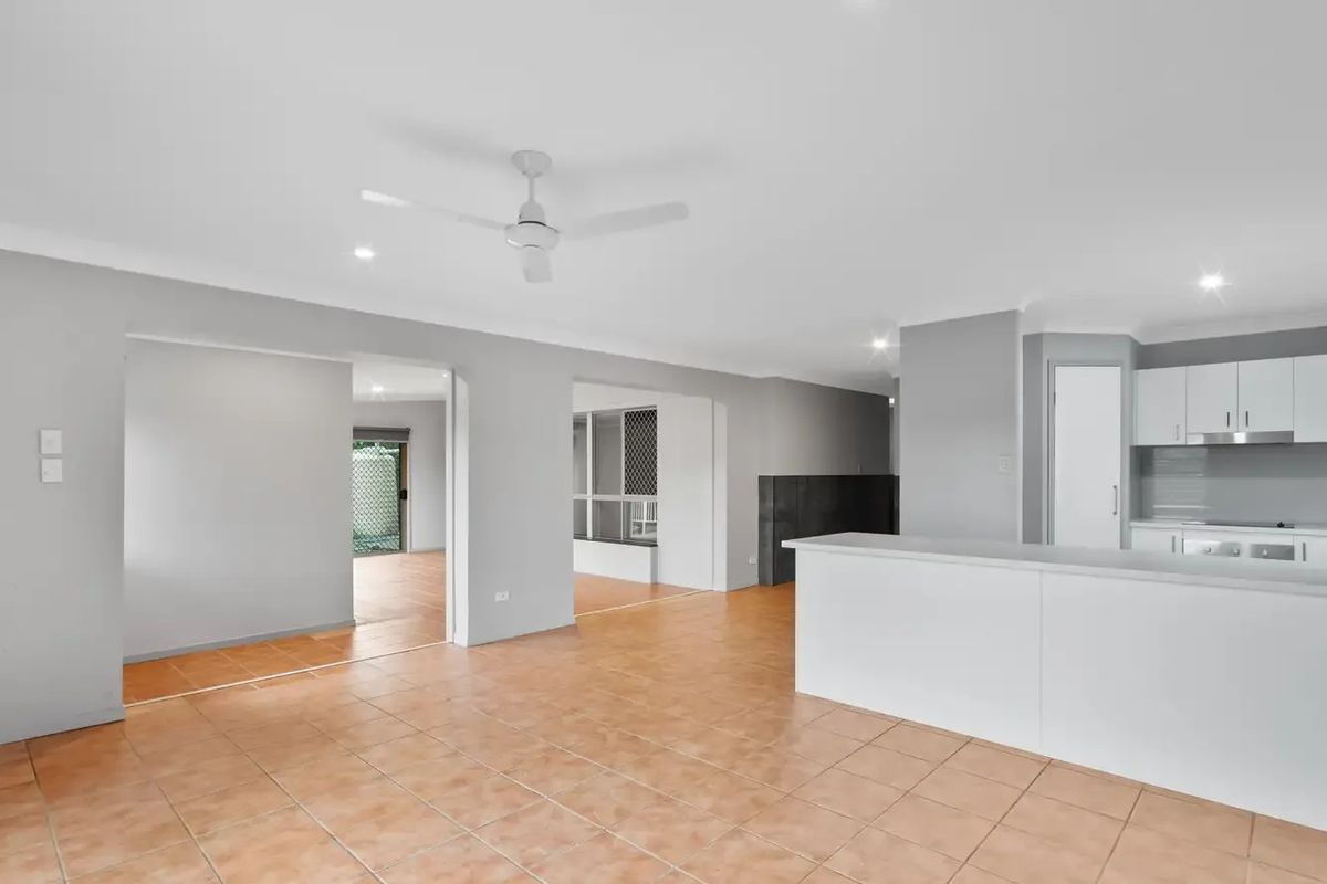 11 Carner Court, Parkwood