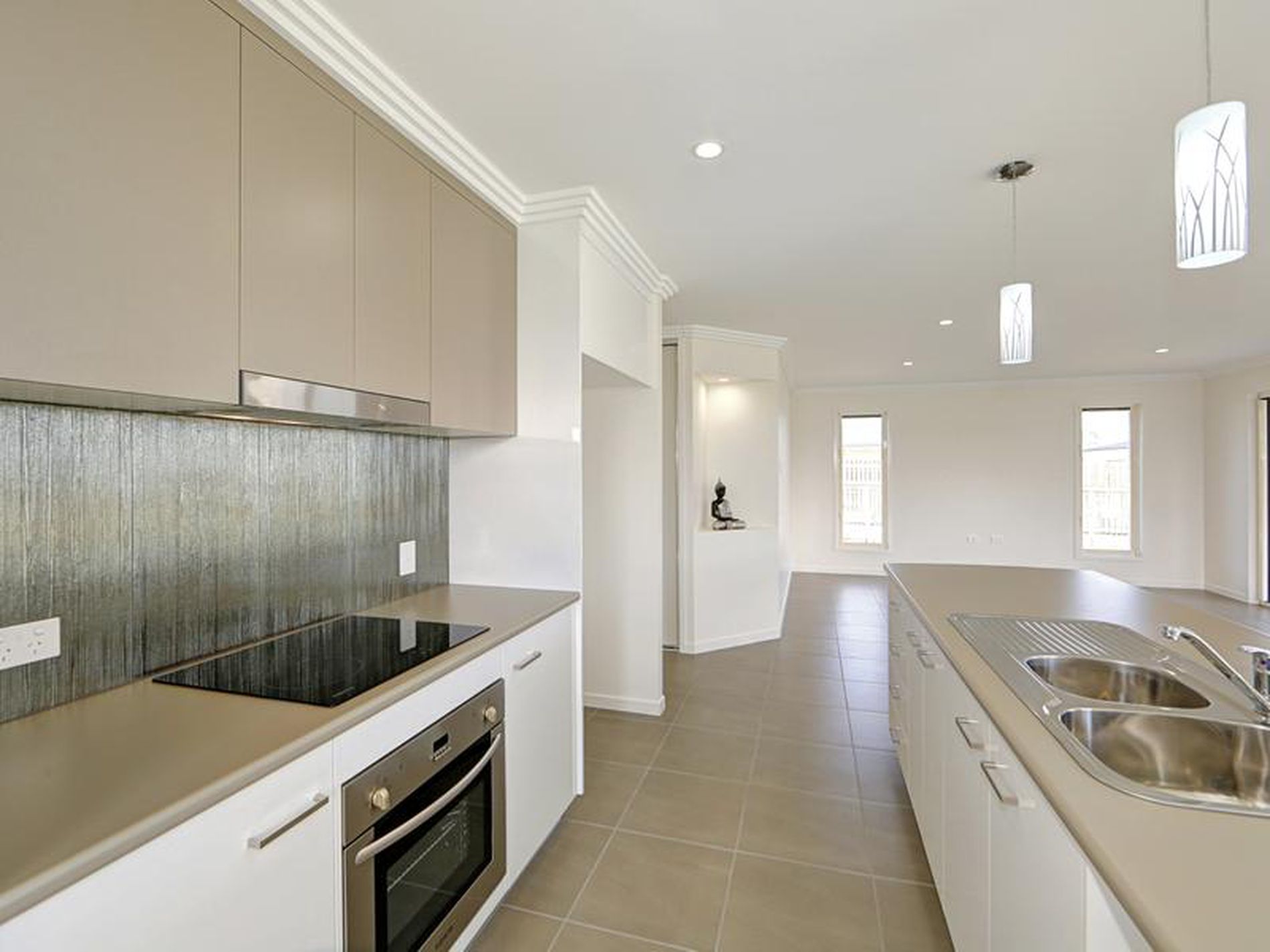 5 Oriole Court, Woodgate