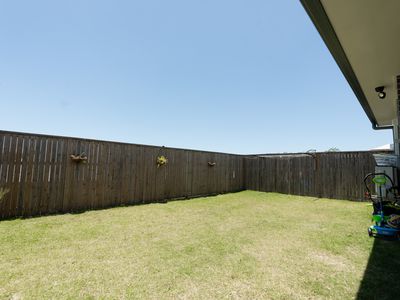 22 Pleasant Street, Morayfield