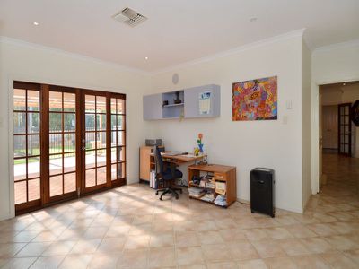 11 Hastie Court, Somerville