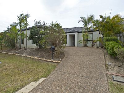 18 Solitaire Place, Robina