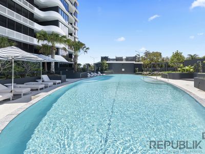 1807 / 180 Marine Parade, Labrador