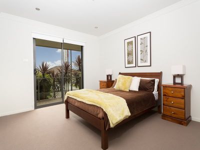 13 Haywards Bay Drive, Haywards Bay