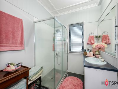 12 Alamein Street, Svensson Heights