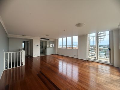 806 / 17 The Esplanade, Ashfield