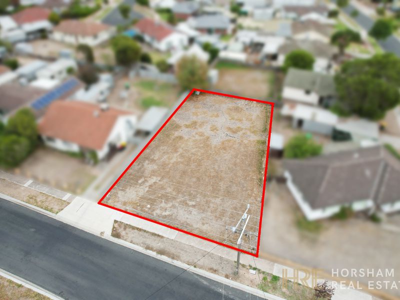 73 Albert Street, Horsham