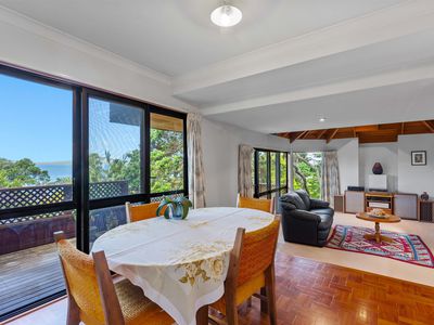 1/62 Beach Road, Castor Bay