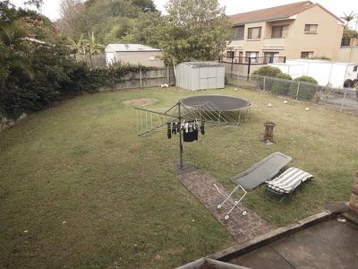 4 Chamberlain Avenue, Rochedale South