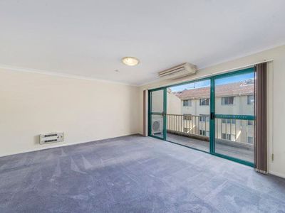 65 / 53 McMillan Crescent, Griffith