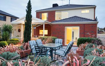 21 Janet Bowman, Beaconsfield