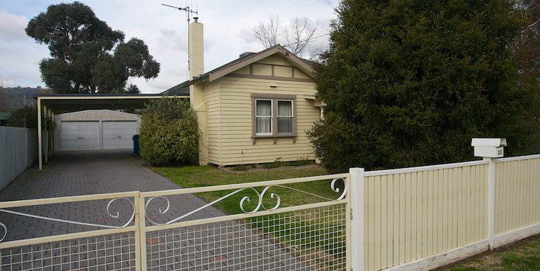 23 Weir Street, Euroa
