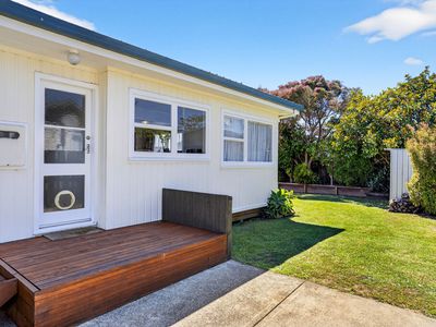 1/55B Springs Road, Parakai, Helensville