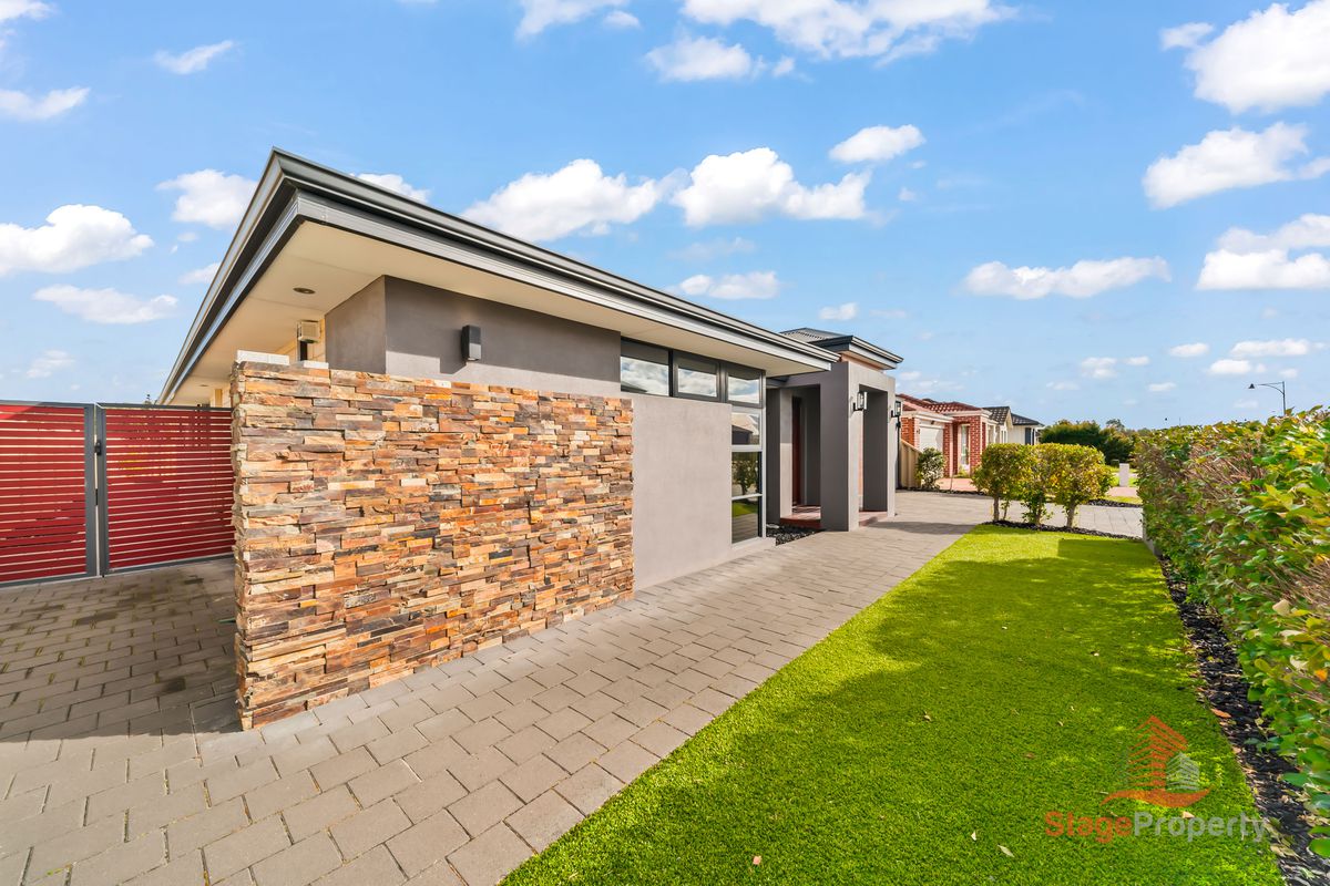 18 Blossom Chase, Aubin Grove