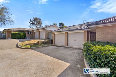 1 & 2 / 14 Wren Close, Tamworth