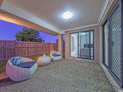 9 Higgs Circuit, Wynnum West