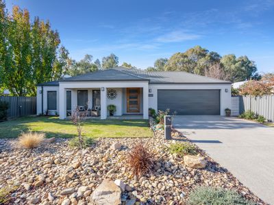 48 Cambridge Drive, Wangaratta