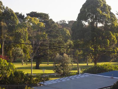 2 / 21a Golf Links Drive, Batemans Bay