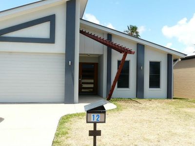 12 Shanks Street, Bucasia