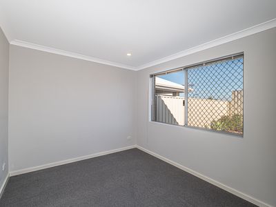 11 Aquila Loop, Piara Waters