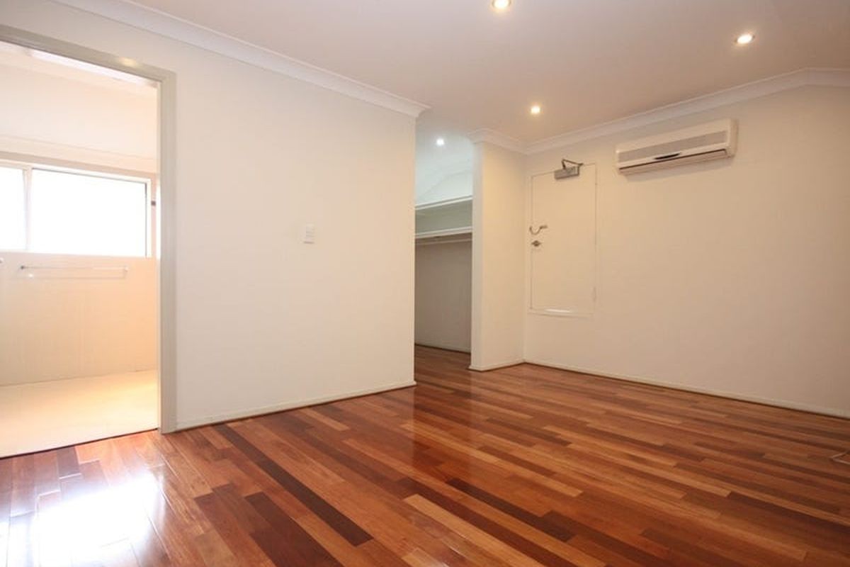 4 / 44 Beresford Road, Strathfield