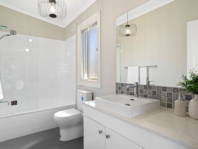 1 New Chum Road, Dinmore