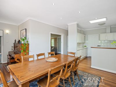 37 Gunbower Road, Mount Pleasant