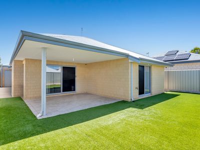 18 Yandal Way, Golden Bay