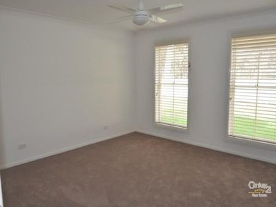 8 Bowman ST Ballimore, Dubbo